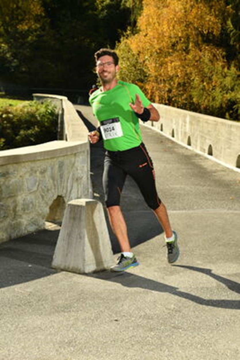 Patrick auf dem Weg ins Ziel in Donat